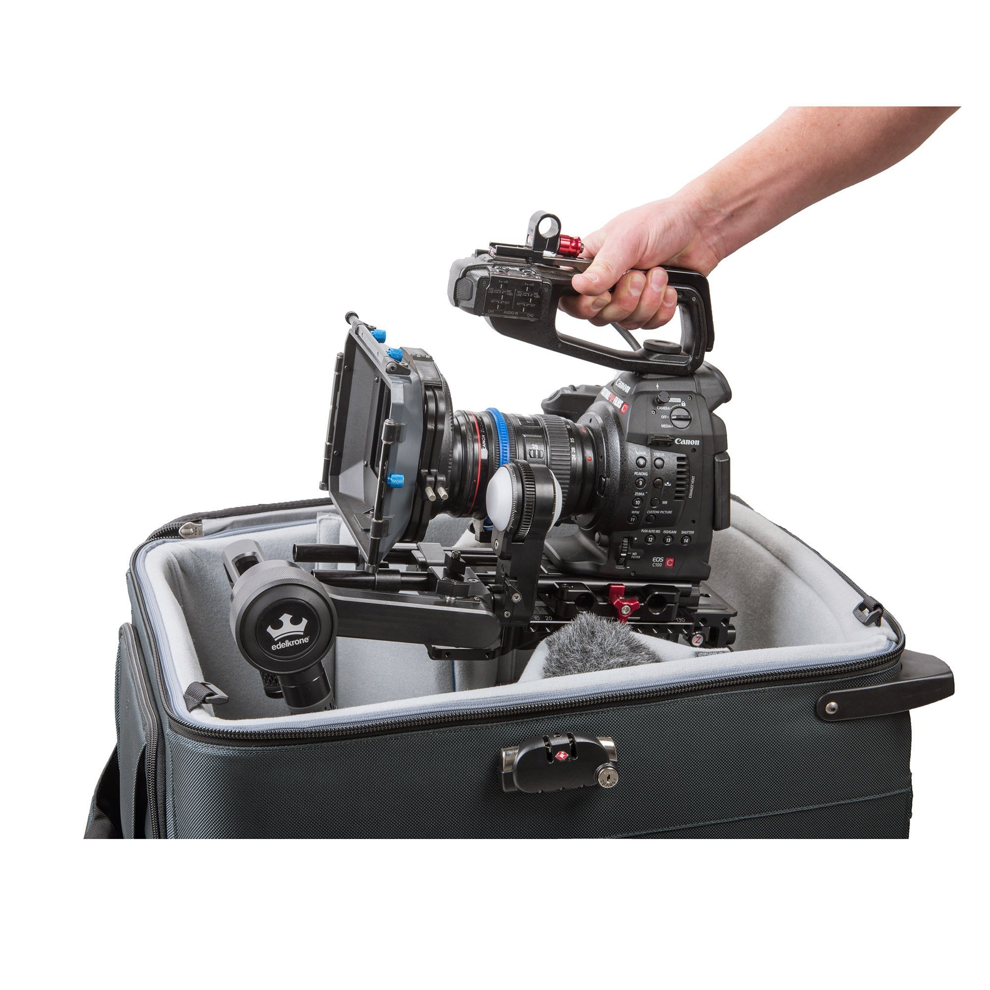 Amazon.com : Think Tank Video Rig 18 Rolling Case : Electronics